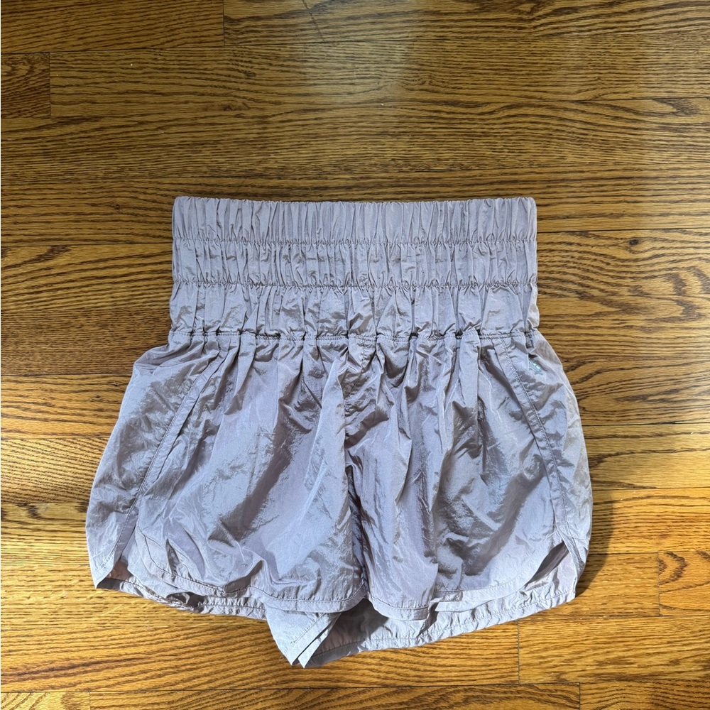 High-Waisted Gray Bubble Shorts
